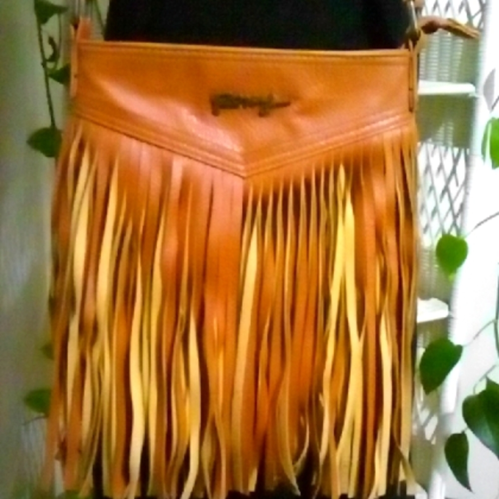 Roxy Leather w Fringe  Crossbody/Shoulder Bag Signature Embossed Lt Brn Like New